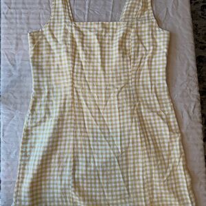 Old Navy Size L Linen Blend Yellow Gingham
Sleeveless Mini Dress